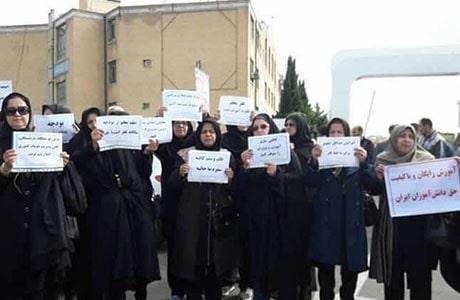 En Iran, des clients spoliés de Sekkey-e Samen arrêtés lors d'un rassemblement de protestation