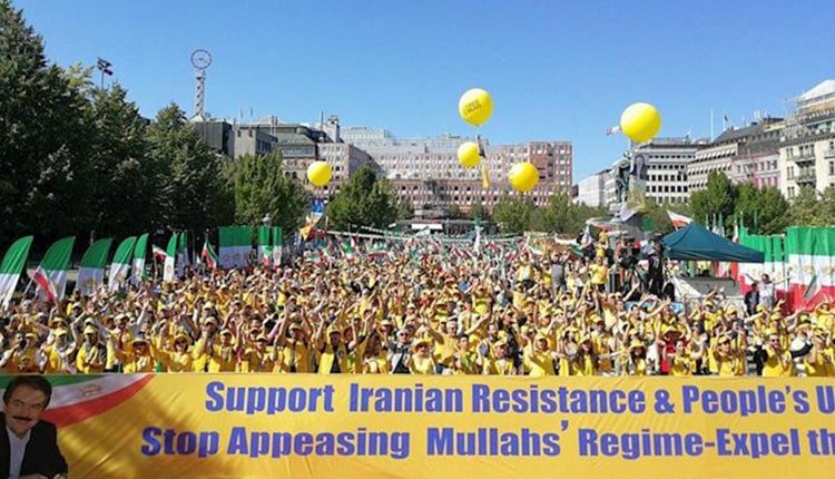 Les femmes iraniennes très actives à une manifestation en Suède