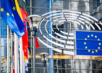 Le Parlement européen condamne fermement la répression des femmes en Iran