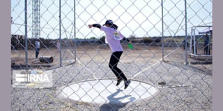 Les femmes qui font de l'haltérophilie en Iran ne reçoivent un salaire que si elles remportent des médailles