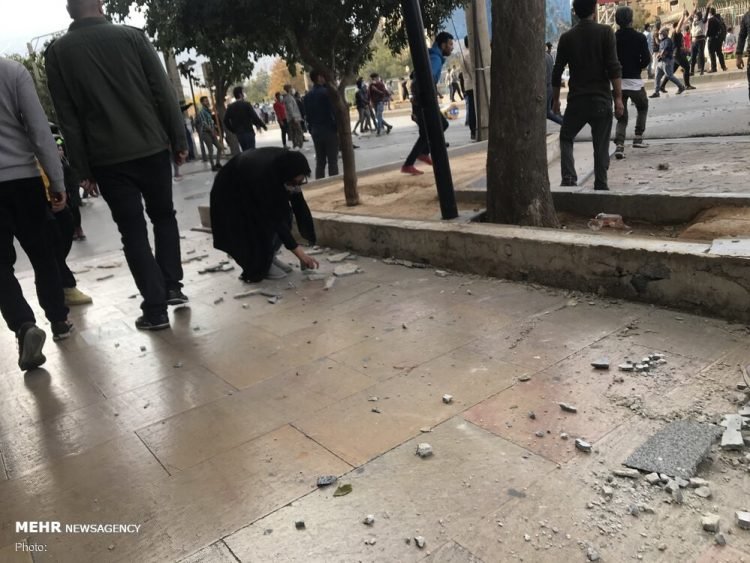 Divers quartiers de Téhéran, dont Tehran-Pars, l’avenue Enghelab et l'université de Téhéran