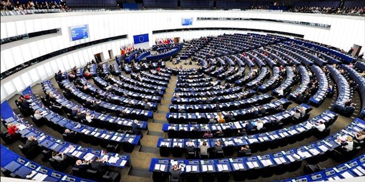 Le Parlement européen dénonce la répression du soulèvement en Iran