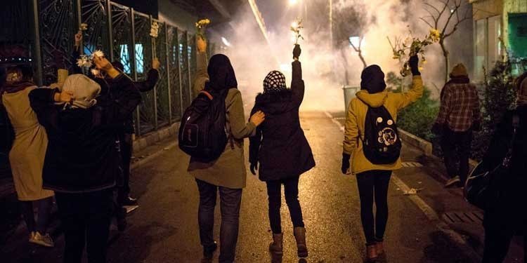 Les étudiants détenus dans les universités appellent à l'aide