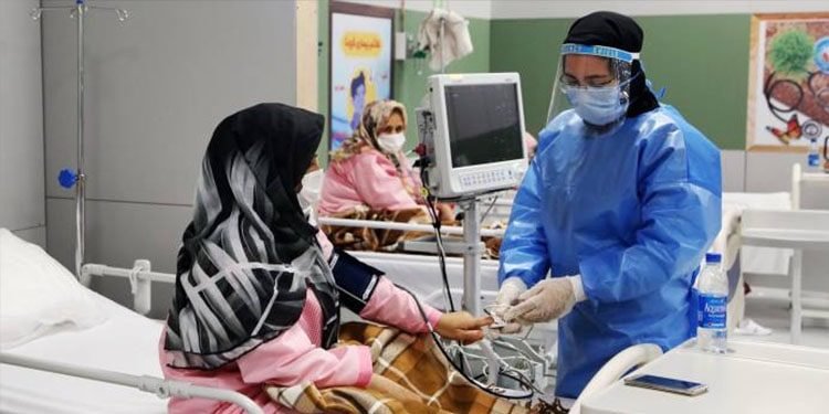 Associated Press : médecins et infirmières ont souffert des négligences des autorités sur le Covid-19