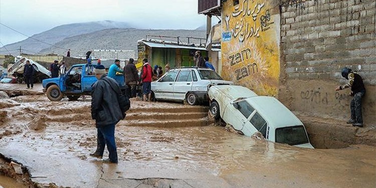 Des inondations soudaines dévastent 12 provinces iraniennes