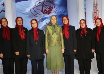 Les femmes à la tête de la force du changement en Iran