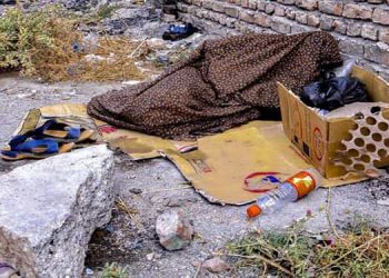 Nouveau record de pauvreté en Iran pour les femmes et les filles de 15 à 60 ans sans abri