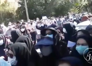 Retraités de la sécurité sociale et enseignants ont manifesté dans 17 villes d’Iran