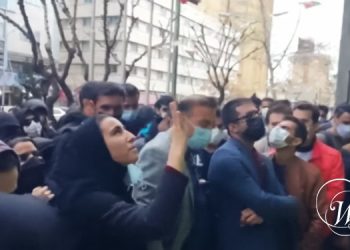 Protestations des enseignants iraniens dans plus de 100 villes
