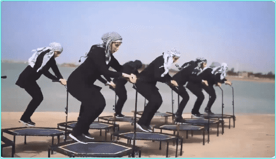 Un clip vidéo publié le 29 mars montre Aramzadeh, des sanglots dans la voix, face à cette injustice. 