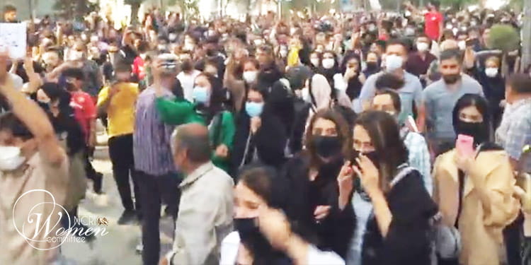 Le meurtre de Mahsa Amini suscite des protestations à l'université de Téhéran