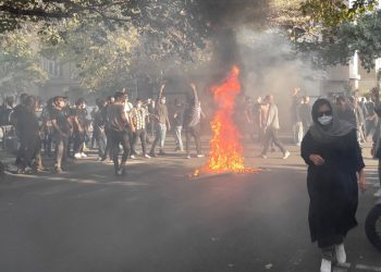 All-woman Al-Zahra University students lach out at Raïssi