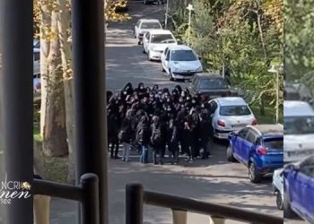 Les universités iraniennes s'en prennent à Khamenei et aux pasdarans, un jour après l'avertissement