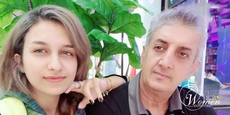 manifestante Armita Abbasi 