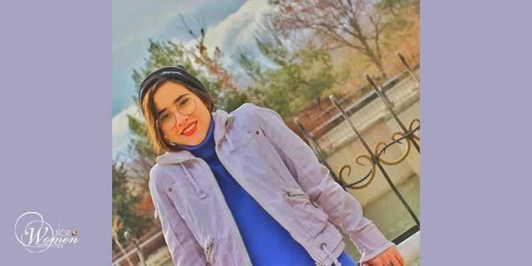 Une entraîneuse de culturisme est condamnée à 11 ans de prison et à 85 coups de fouet