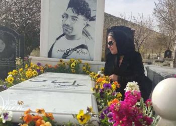 Bahareh Shiri, mère d'un manifestant tué, condamnée à 6 ans de prison