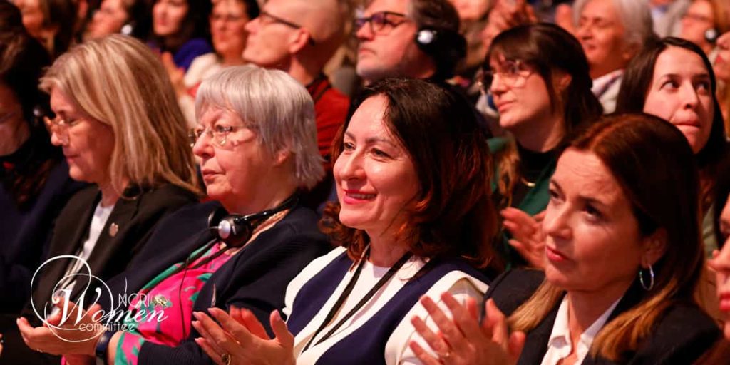 Ana Helena Chacon Echeve