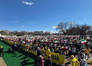 Journée internationale de la femme : Des milliers de personnes se rassemblent à Washington pour soutenir la Résistance iranienne