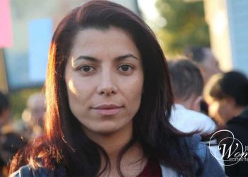 Varisha Moradi, prisonnière politique condamnée à mort, se voit refuser un traitement médical malgré son état critique