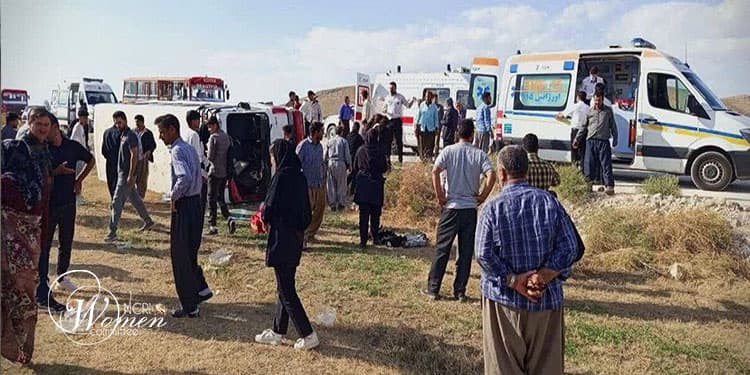 Tragique accident à Naqadeh : un minibus transportant des écolières se renverse