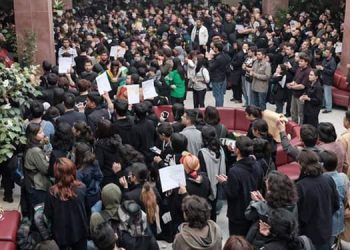 Iran : vague de convocations et d’exclusions d’étudiants