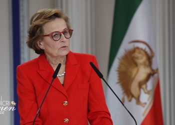 Anneli Jäätteenmäki : le peuple iranien affaiblit la dictature