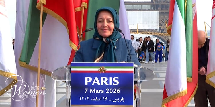 Les Iraniens manifestent à Paris en soutien au gouvernement provisoire du CNRI et au plan en dix points de Maryam Radjavi