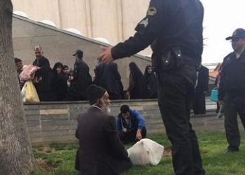 Women's protest to death sentences