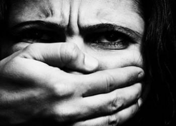 Candidates acknowledge violation of women's rights