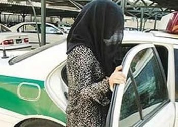 Dozens of young women and men arrested in Qom and Abadan