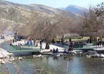 90 young men and women arrested during a tour in Sepidan