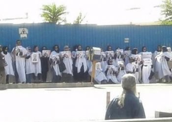 Women protest death sentence for prisoner of conscience