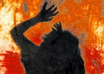 29-year-old woman set herself on fire in Ahvaz