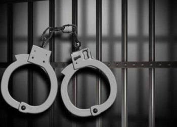 Three women, civil activists, arrested by IRGC