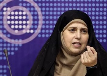Women officials oppose raising age of marriage