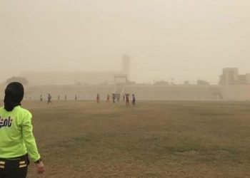 Women’s coach complains of having to play under high pollution