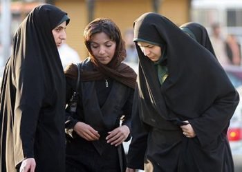 Call for harsh crackdown on opponents of the compulsory veil