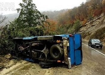 Seven women workers get wounded in a heavy road accident